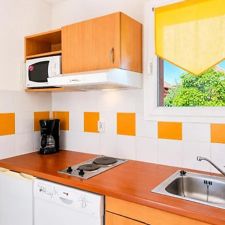 Cozy Avec Piscine A Apartamento